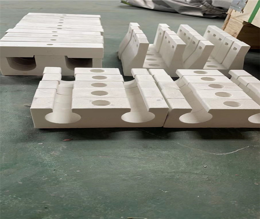Ceramic accessories