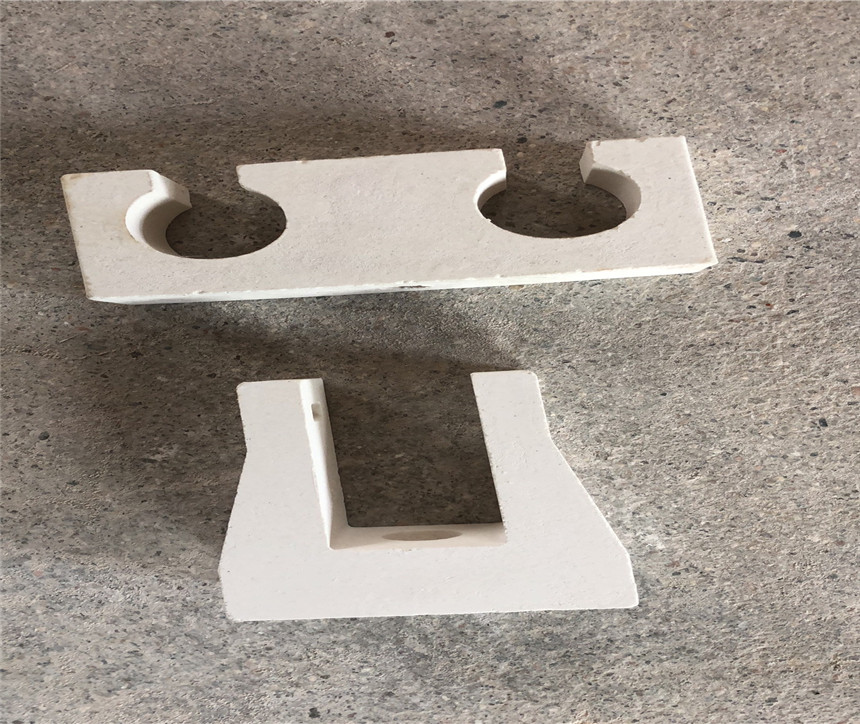 Ceramic accessories