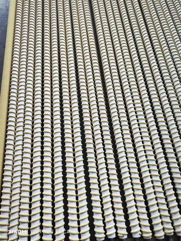 CONVEY ROLLER WITH ROPE